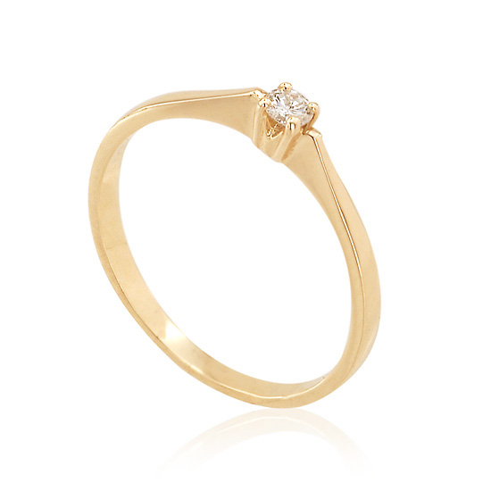 Pierścionek z diamentem