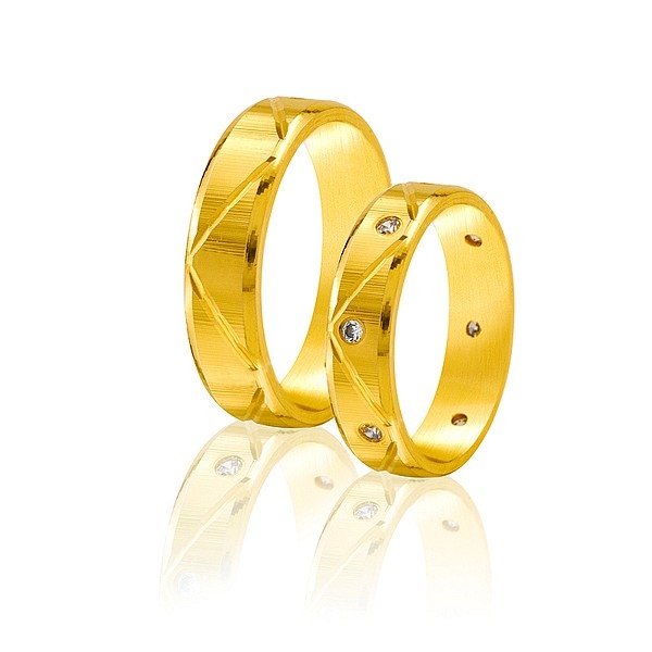 Obrączki z kamieniami